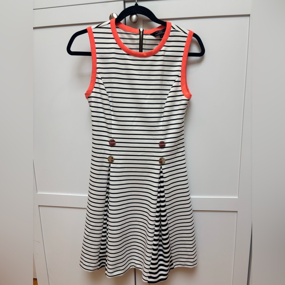 Ted Baker London Black & White Adellee Striped Pleated Dress size 1 (US 4)